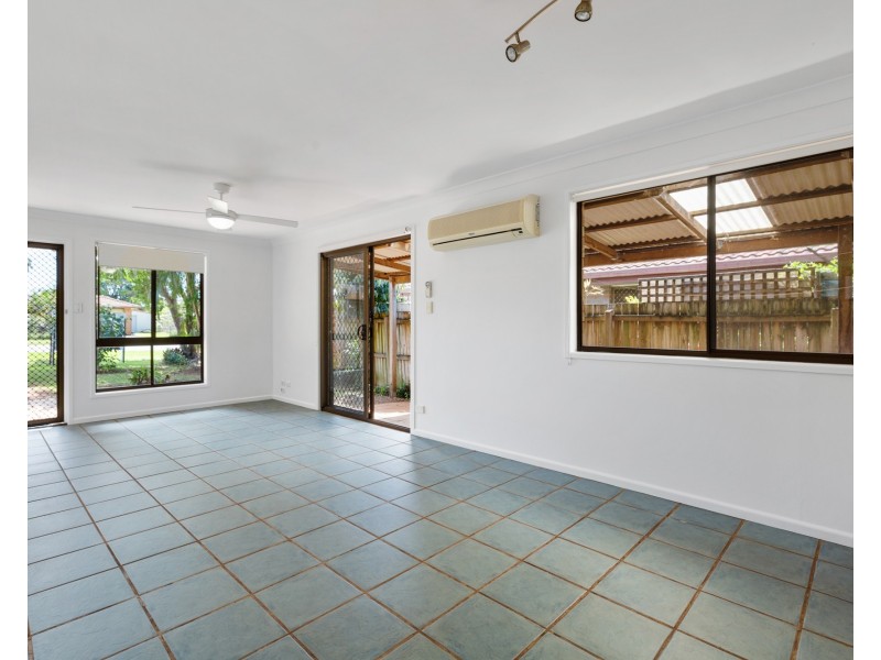 222 Cane Street, Redland Bay QLD 4165