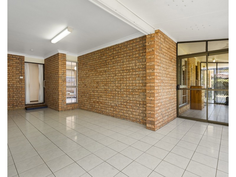 5 Marine Street, Redland Bay QLD 4165