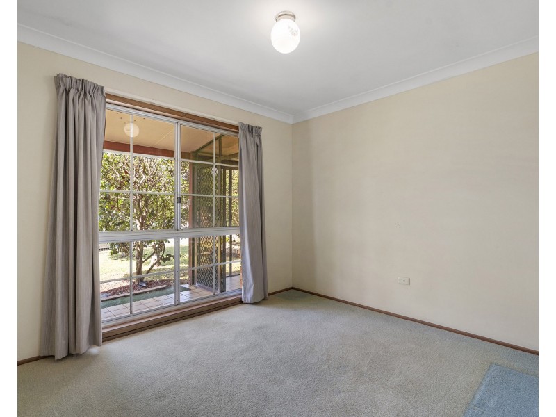 5 Marine Street, Redland Bay QLD 4165