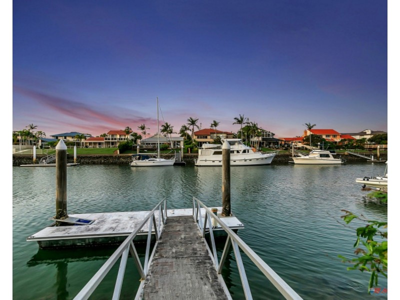 5/16 Anchorage Drive, Raby Bay QLD 4163