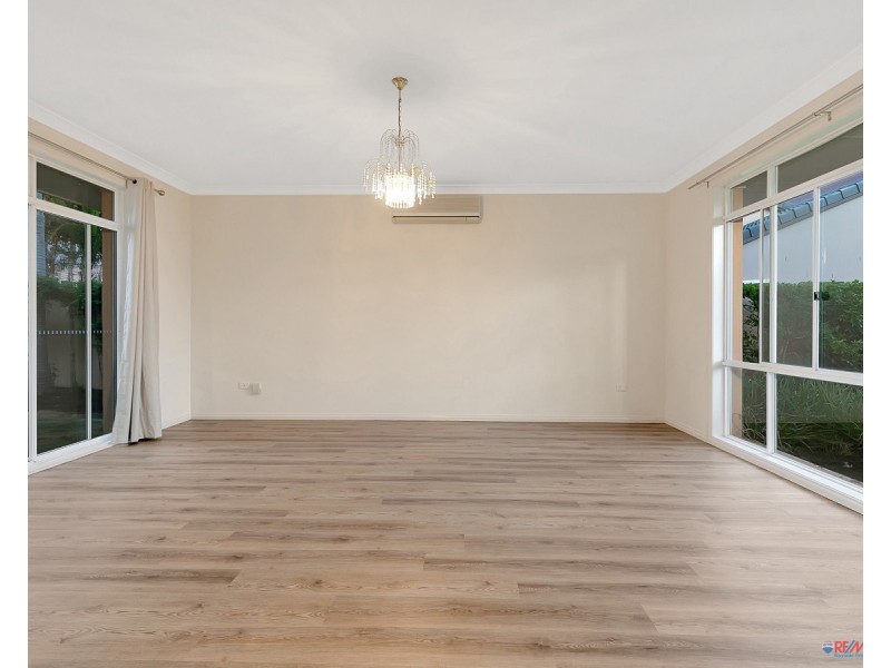 5/16 Anchorage Drive, Raby Bay QLD 4163