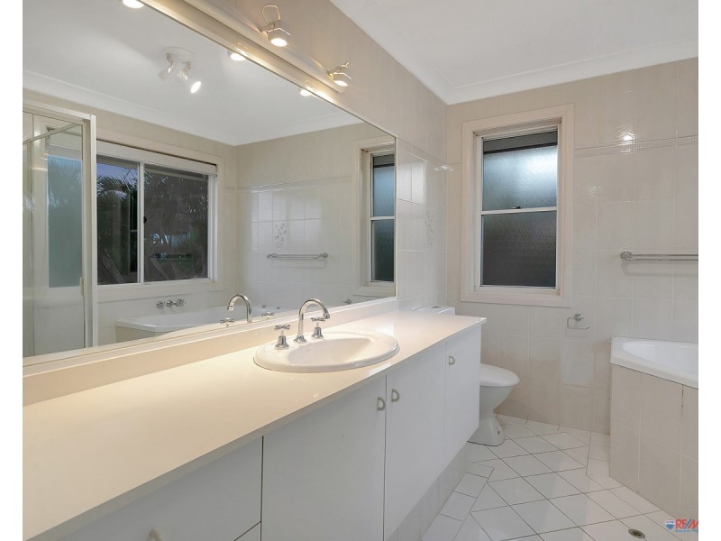 5/16 Anchorage Drive, Raby Bay QLD 4163