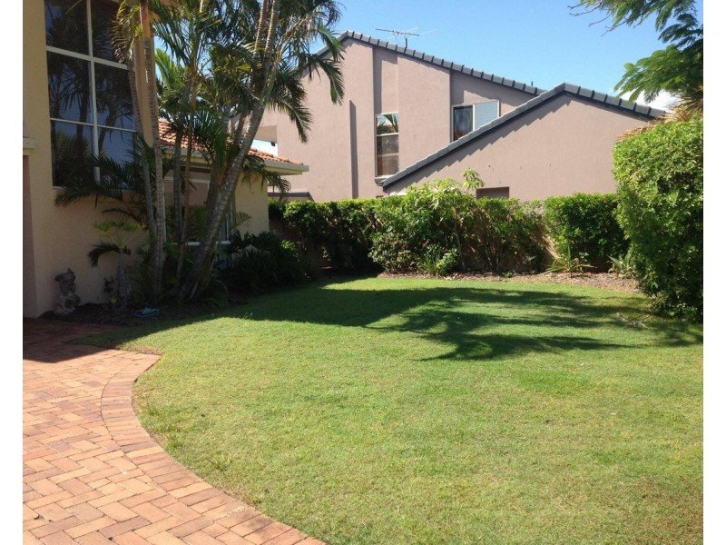 5/16 Anchorage Drive, Raby Bay QLD 4163