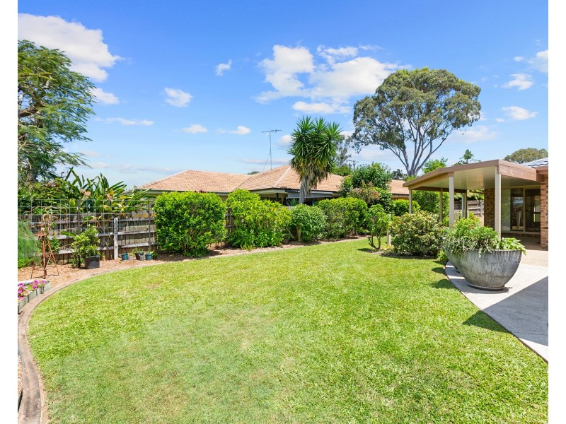 18 Schmidt Street, Victoria Point QLD 4165