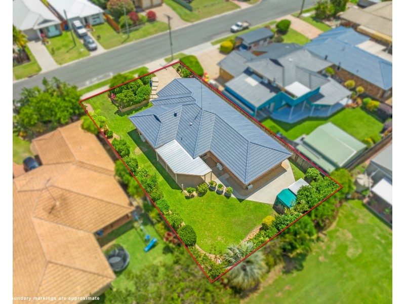 18 Schmidt Street, Victoria Point QLD 4165