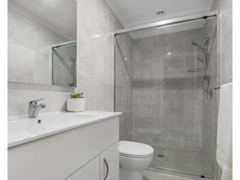 2/2 Michelle Court, Cleveland QLD 4163