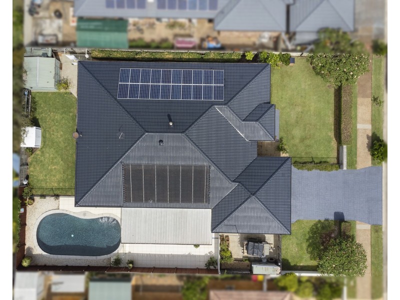 14 Moores Road, Redland Bay QLD 4165