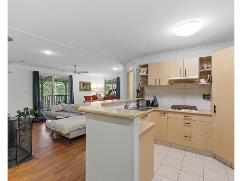 976 Beenleigh Redland Bay Rd, Carbrook QLD 4130