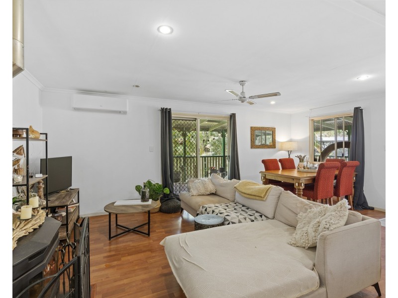 976 Beenleigh Redland Bay Rd, Carbrook QLD 4130