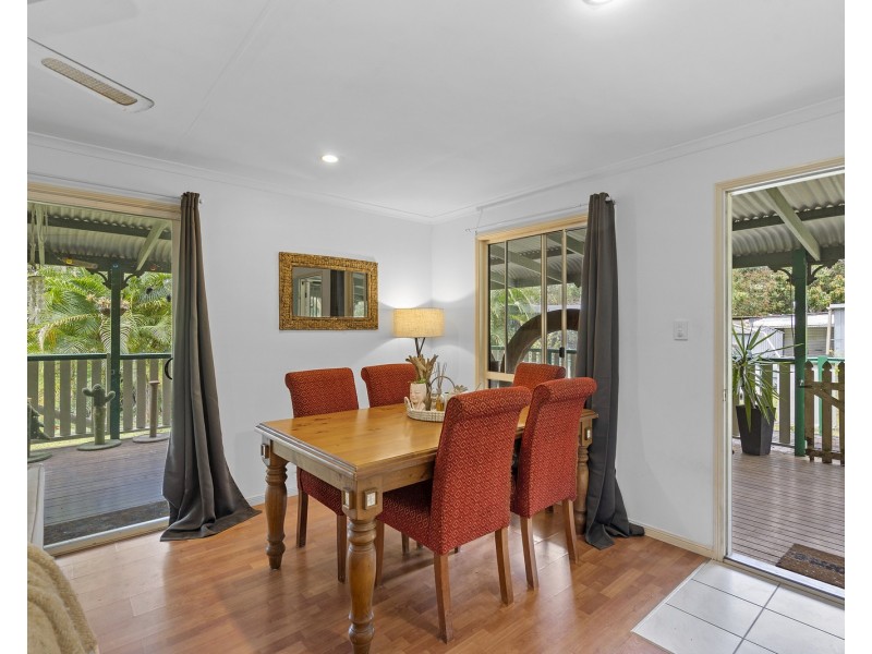 976 Beenleigh Redland Bay Rd, Carbrook QLD 4130