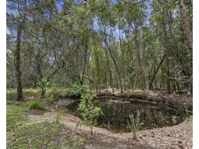 976 Beenleigh Redland Bay Rd, Carbrook QLD 4130
