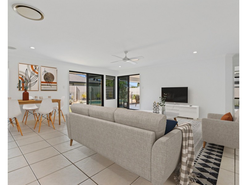 3 Cole Street, Redland Bay QLD 4165