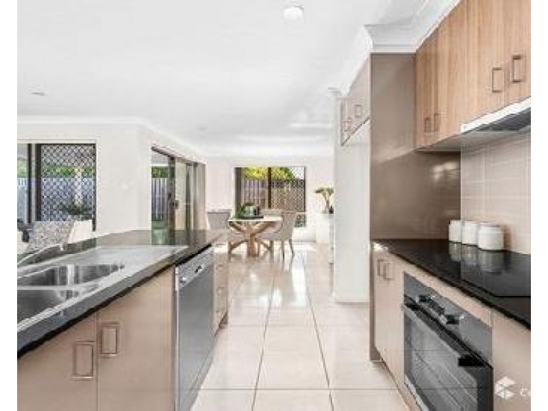 46 Ellabay Crescent, Redland Bay QLD 4165