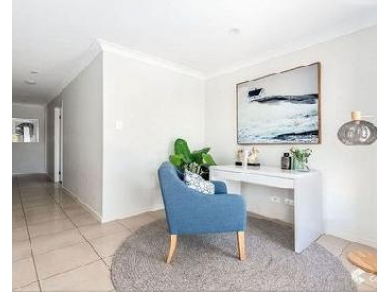 46 Ellabay Crescent, Redland Bay QLD 4165