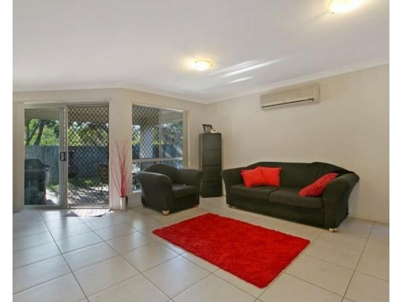 5 Shaw Place, Redland Bay QLD 4165