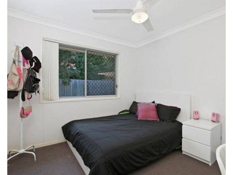 5 Shaw Place, Redland Bay QLD 4165
