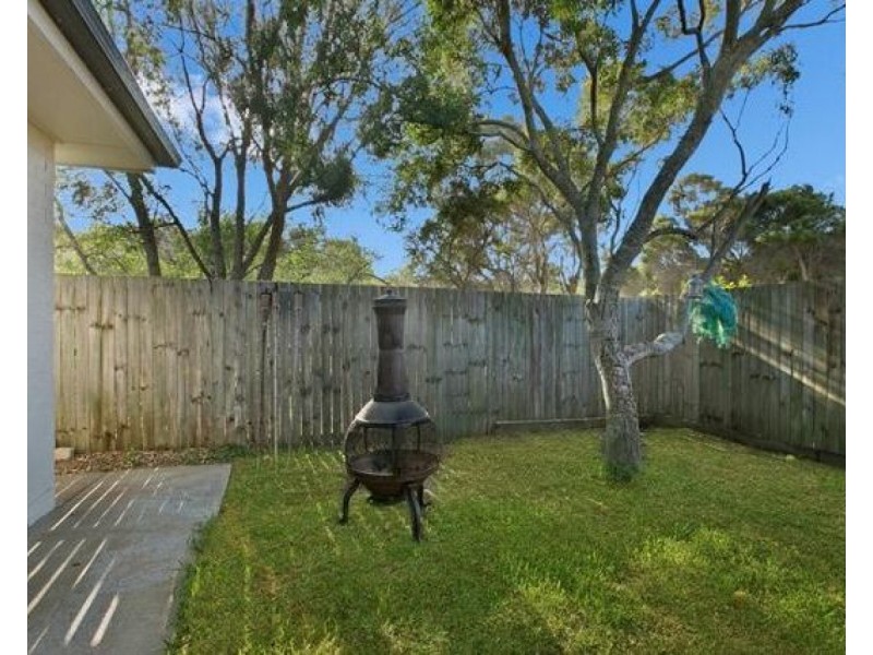 5 Shaw Place, Redland Bay QLD 4165