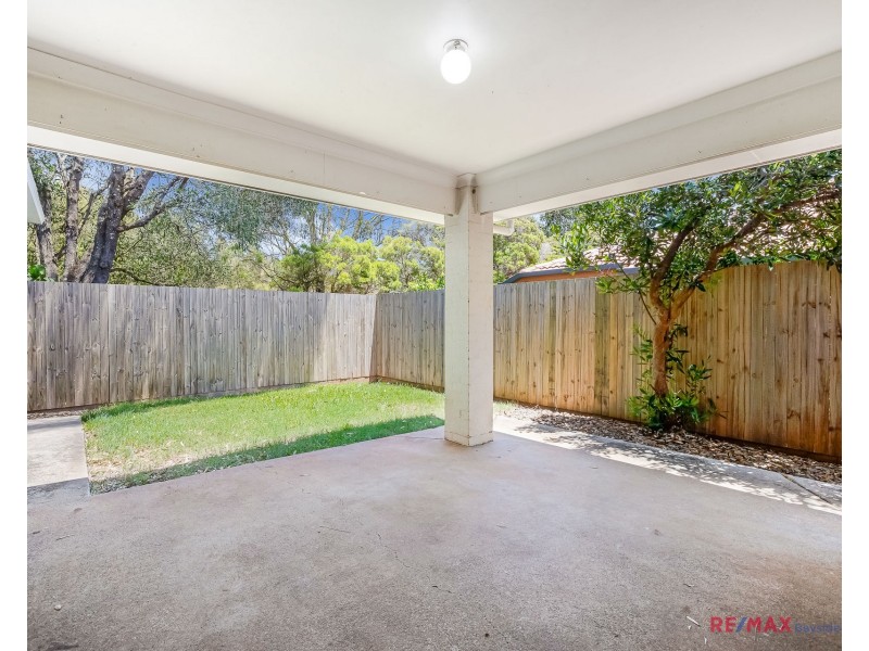 5 Shaw Place, Redland Bay QLD 4165