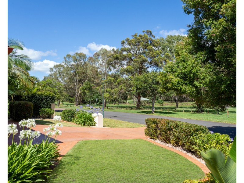 54 The Boulevard, Redland Bay QLD 4165