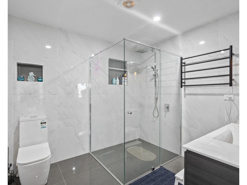 27 LEON Street, Tingalpa QLD 4173