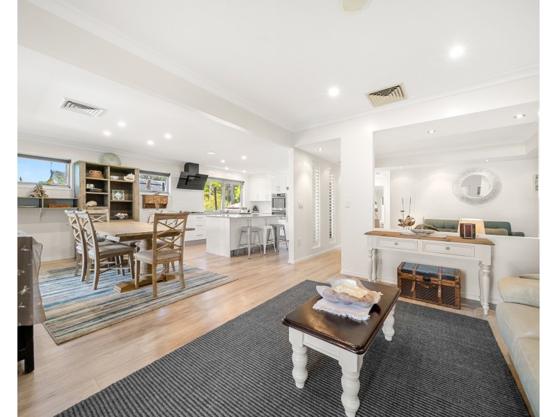 26 Gray Street, Redland Bay QLD 4165