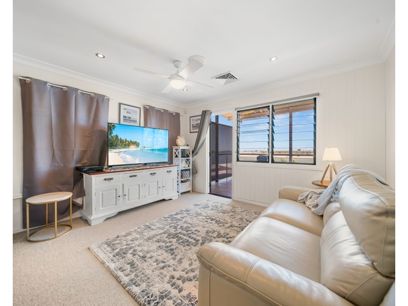 26 Gray Street, Redland Bay QLD 4165