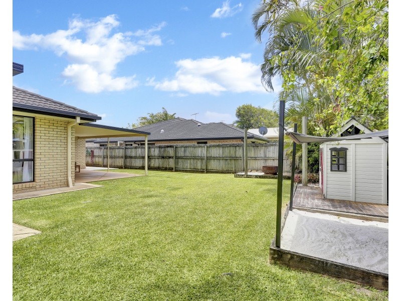 5 Kimbolton Drive, Redland Bay QLD 4165