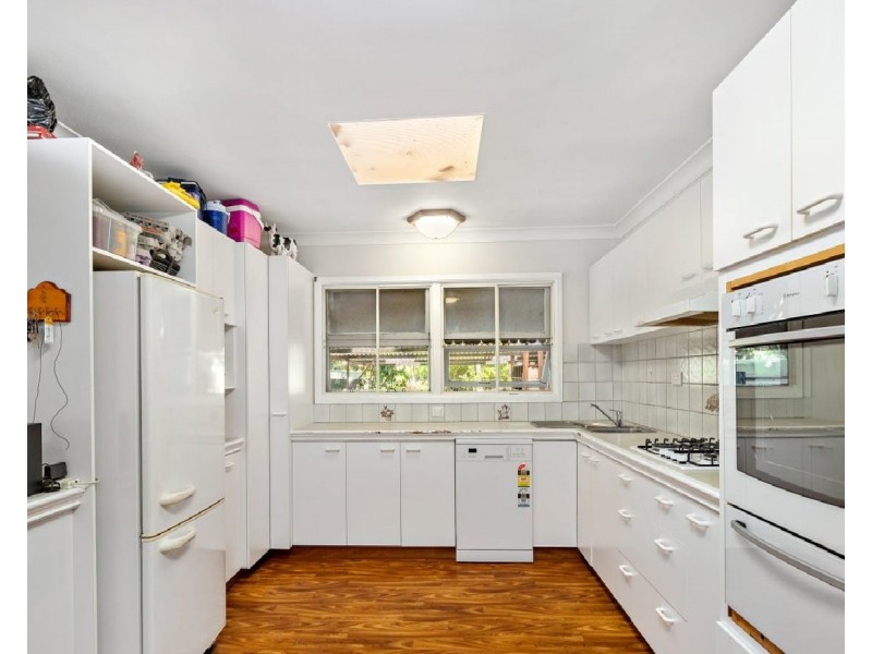 33 Dean Road, Alexandra Hills QLD 4161