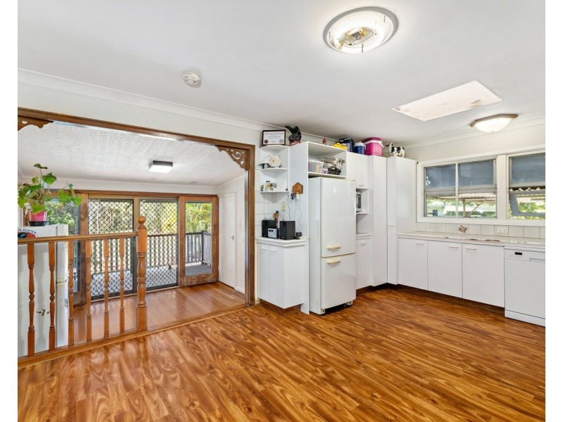 33 Dean Road, Alexandra Hills QLD 4161