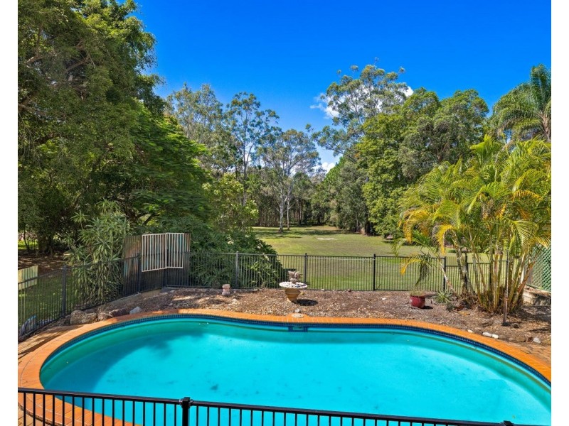 33 Dean Road, Alexandra Hills QLD 4161