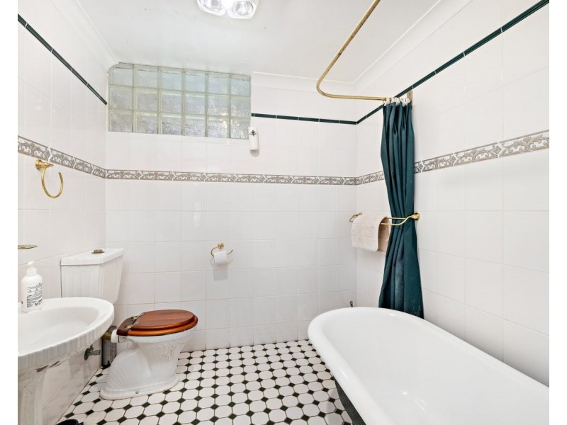 33 Dean Road, Alexandra Hills QLD 4161