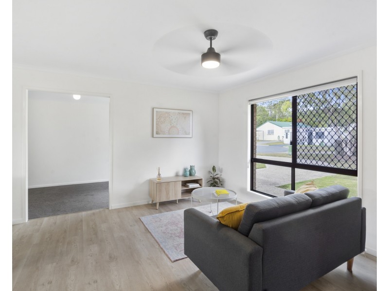 3 Terrier Court, Redland Bay QLD 4165