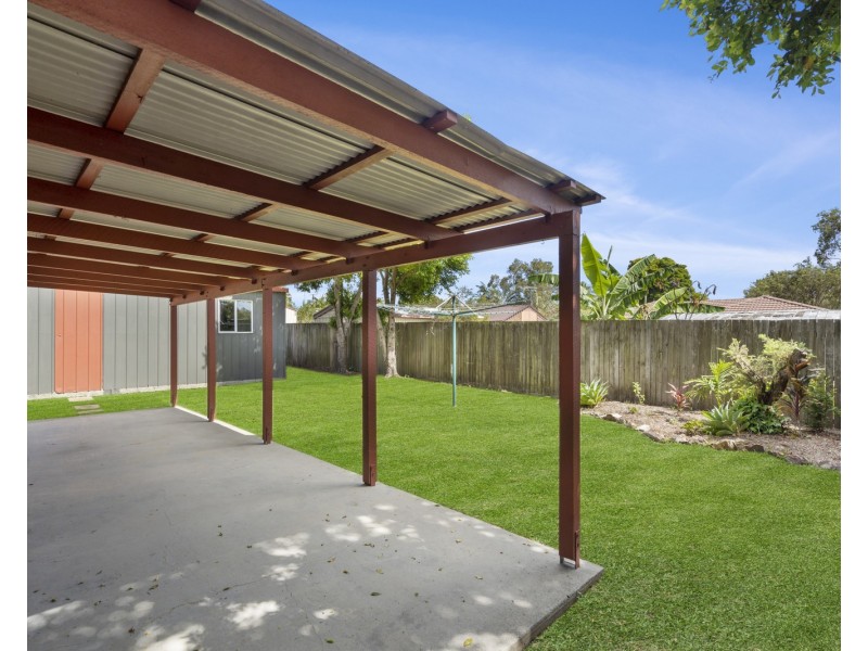 3 Terrier Court, Redland Bay QLD 4165