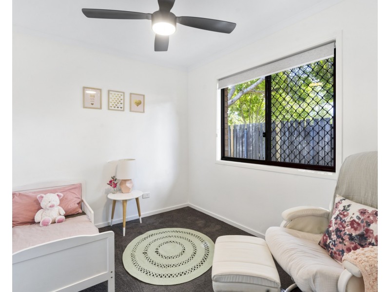 3 Terrier Court, Redland Bay QLD 4165