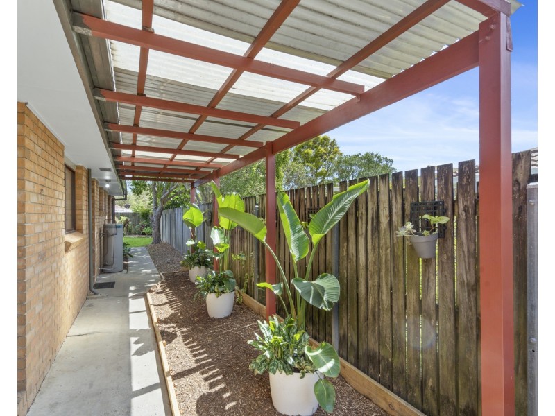 3 Terrier Court, Redland Bay QLD 4165