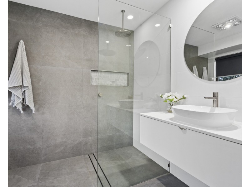 9 Webb Court, Alexandra Hills QLD 4161