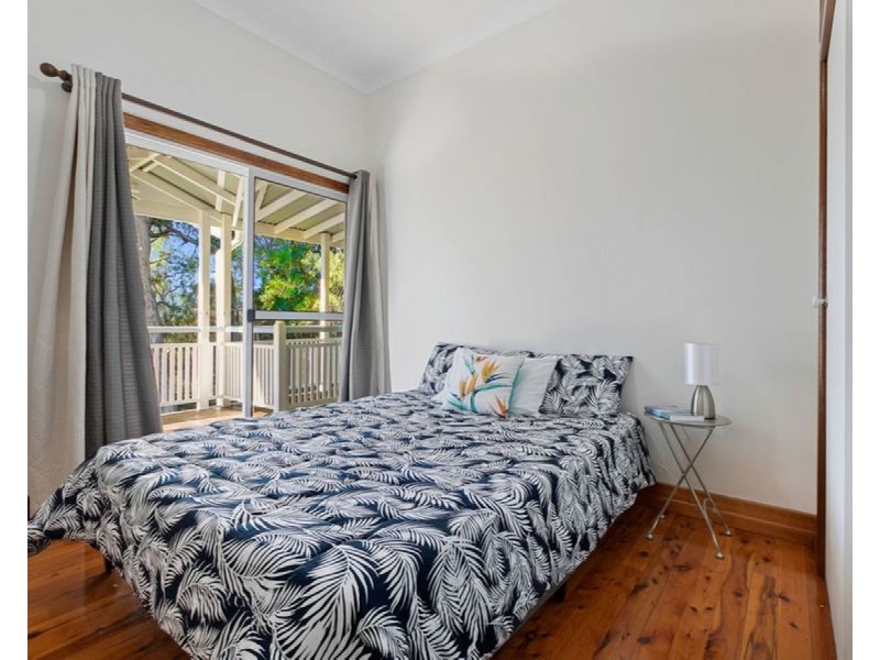 22 Muriel Street, Redland Bay QLD 4165