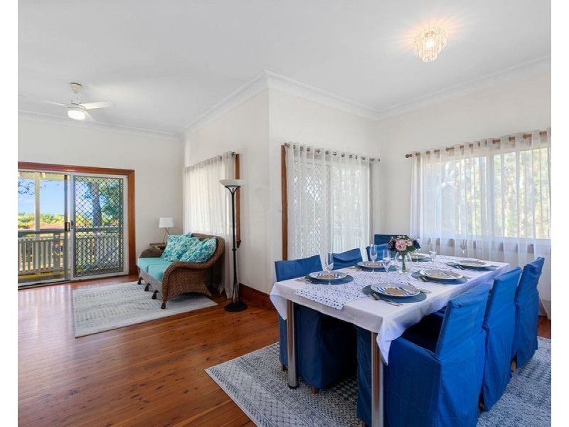 22 Muriel Street, Redland Bay QLD 4165