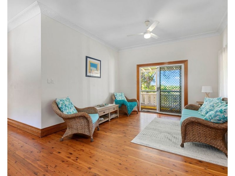 22 Muriel Street, Redland Bay QLD 4165
