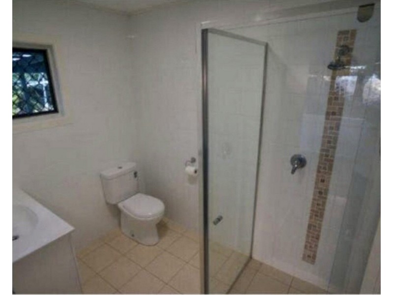 2/157 Redland Bay Road, Capalaba QLD 4157