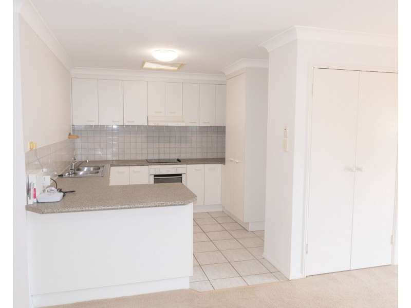 4/8 Homer Street, Cleveland QLD 4163
