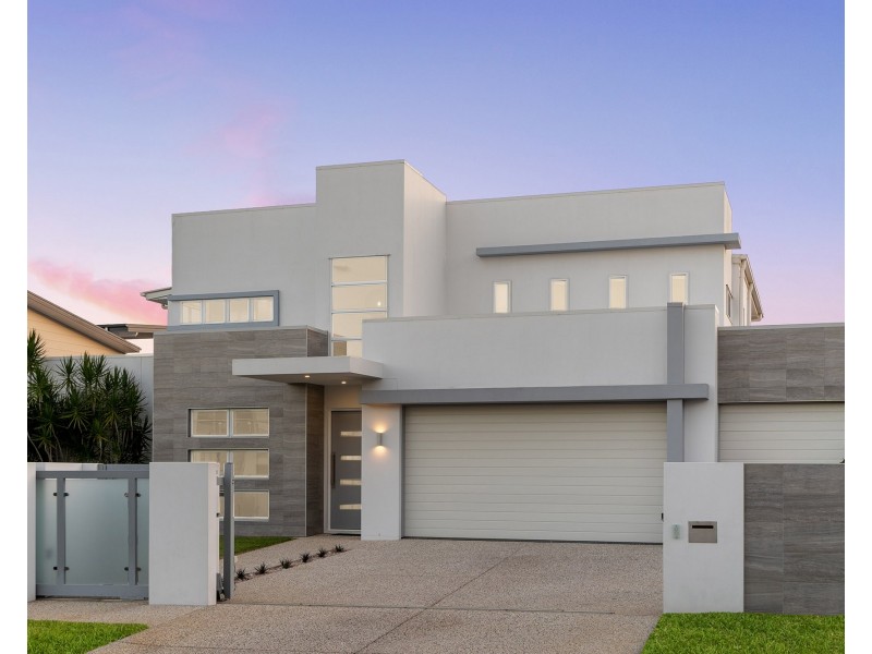 8 Nadine Crescent, Thornlands QLD 4164