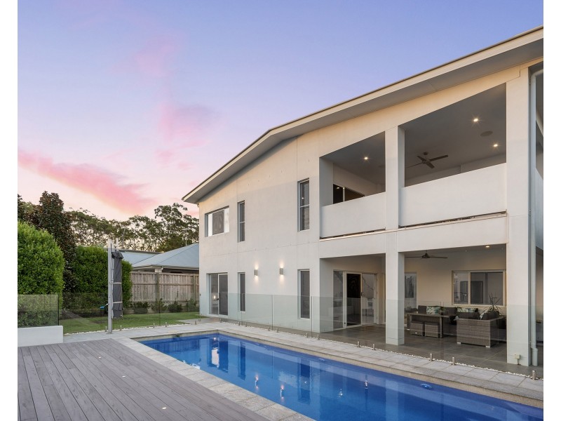 8 Nadine Crescent, Thornlands QLD 4164