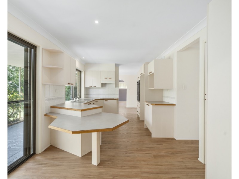 29 Angela Crescent, Cleveland QLD 4163