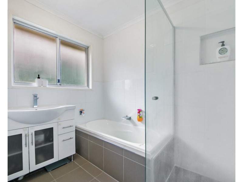 90 Cumberland Drive, Alexandra Hills QLD 4161