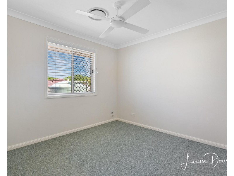 8 Anthony Street, Victoria Point QLD 4165
