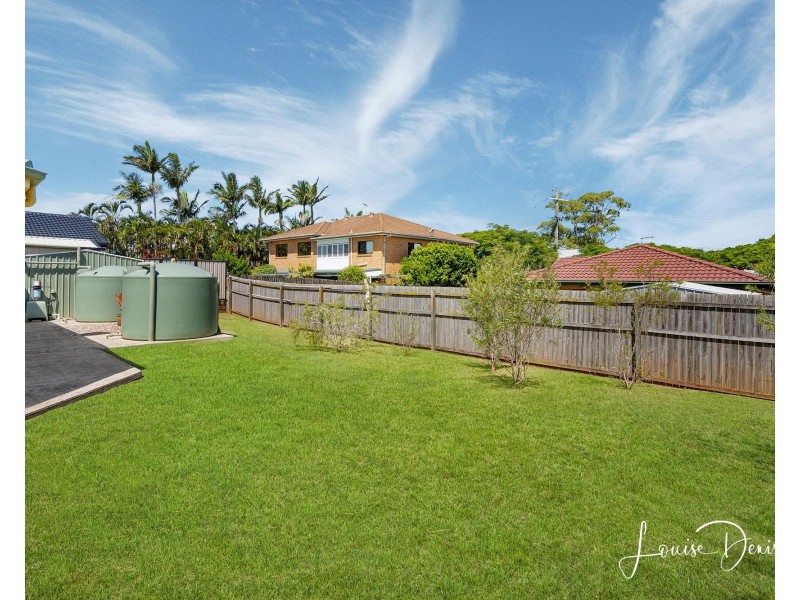 8 Anthony Street, Victoria Point QLD 4165