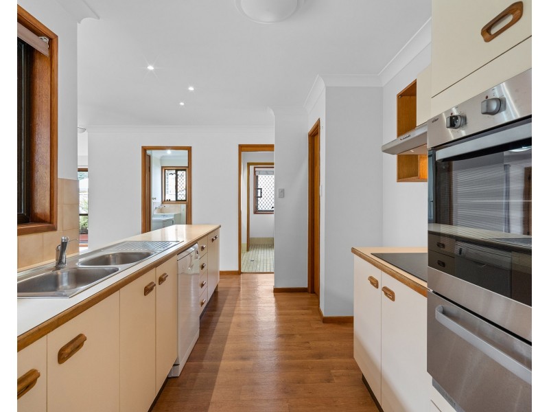 14 Prescoter Drive, Victoria Point QLD 4165