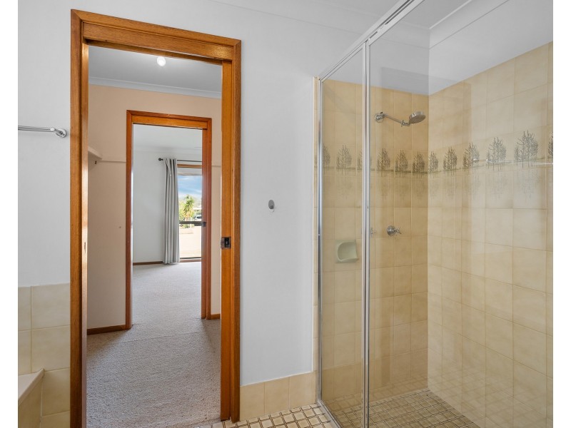 14 Prescoter Drive, Victoria Point QLD 4165