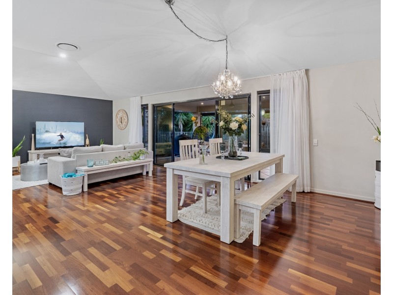 17 Whitby Place, Thornlands QLD 4164